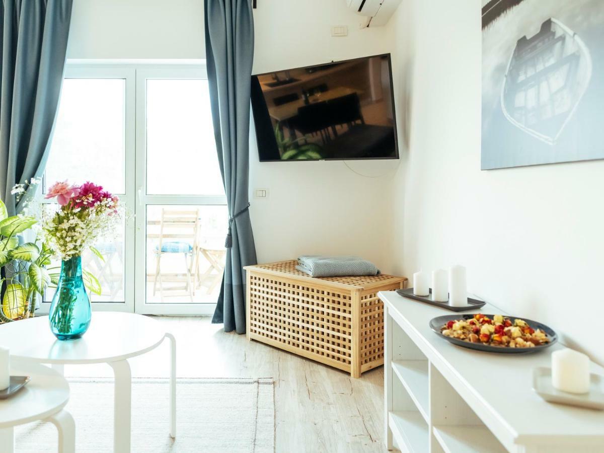 Bright And Spacious Central Apartment- Piata Amzei Bukares Bagian luar foto