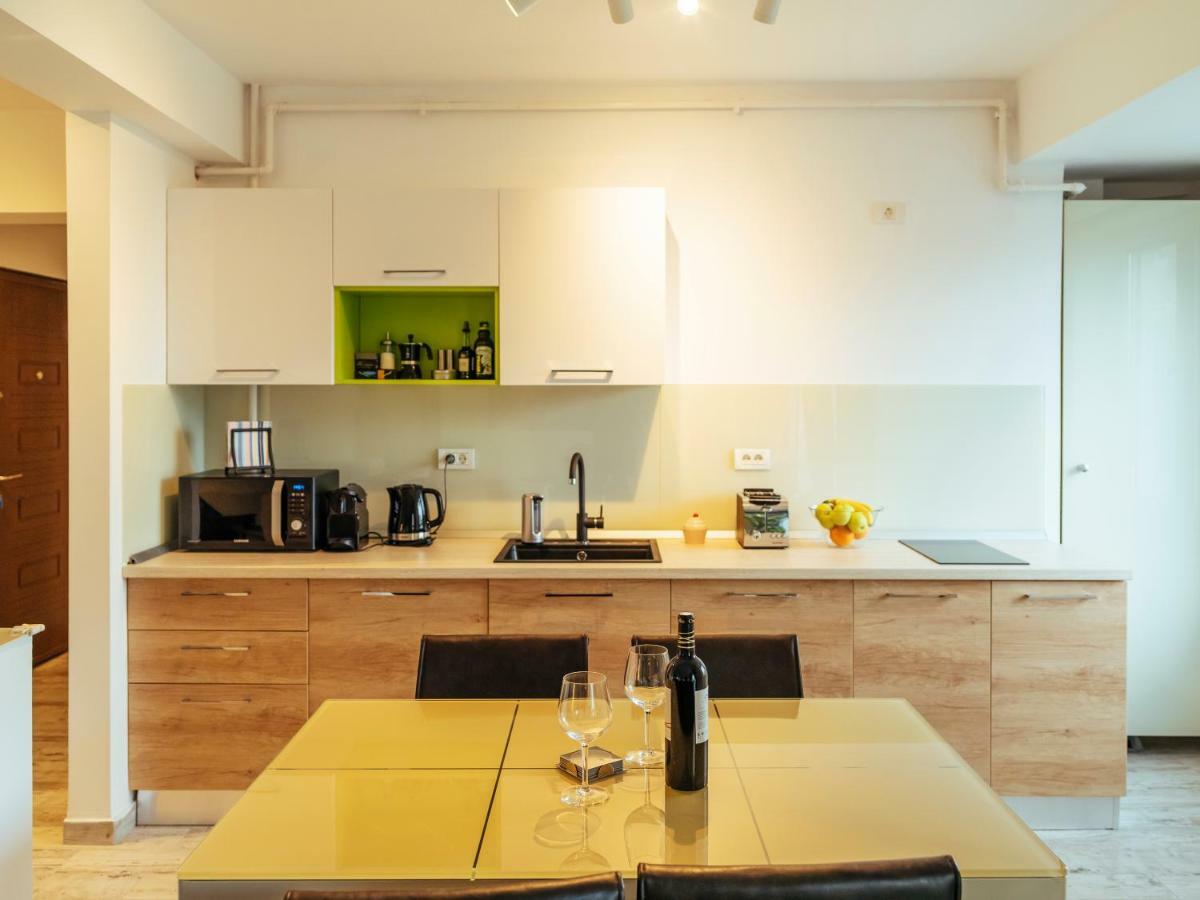 Bright And Spacious Central Apartment- Piata Amzei Bukares Bagian luar foto