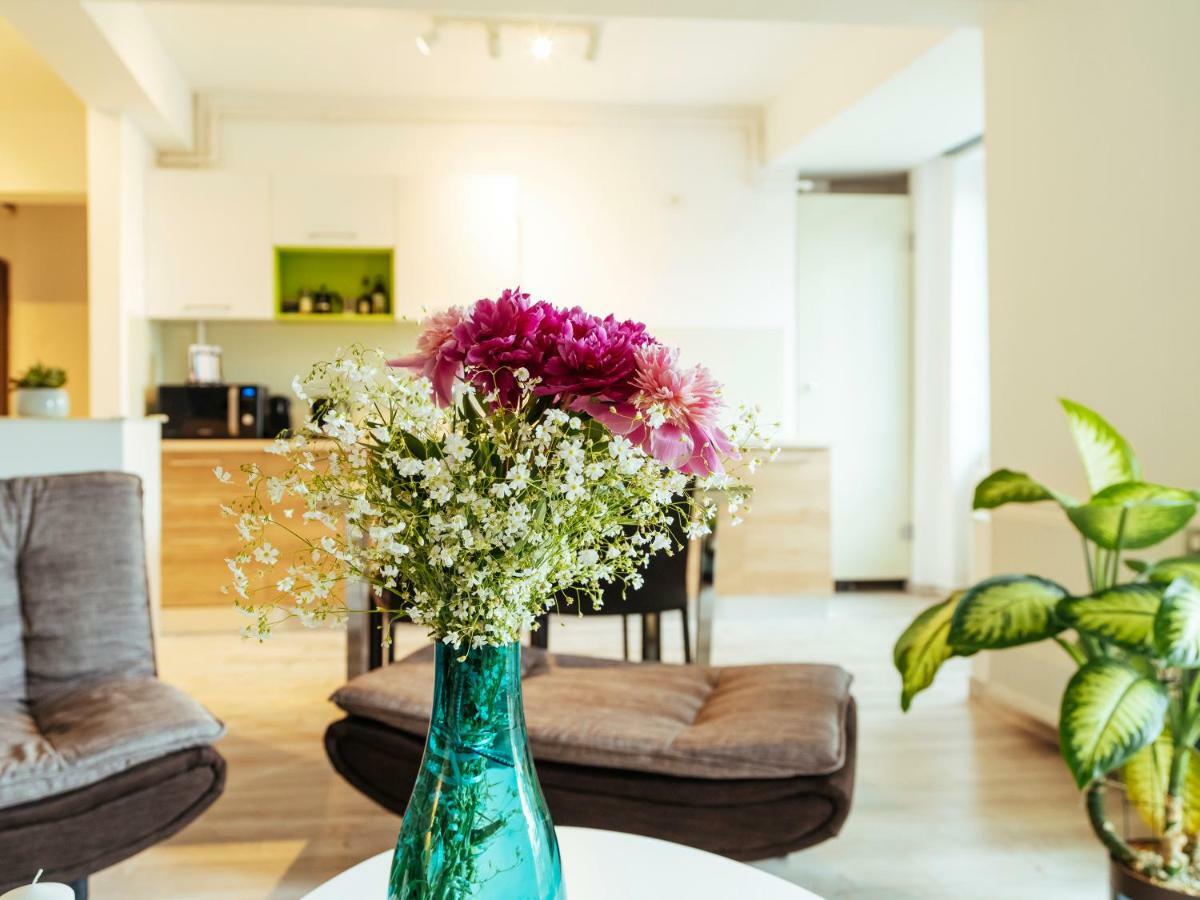Bright And Spacious Central Apartment- Piata Amzei Bukares Bagian luar foto