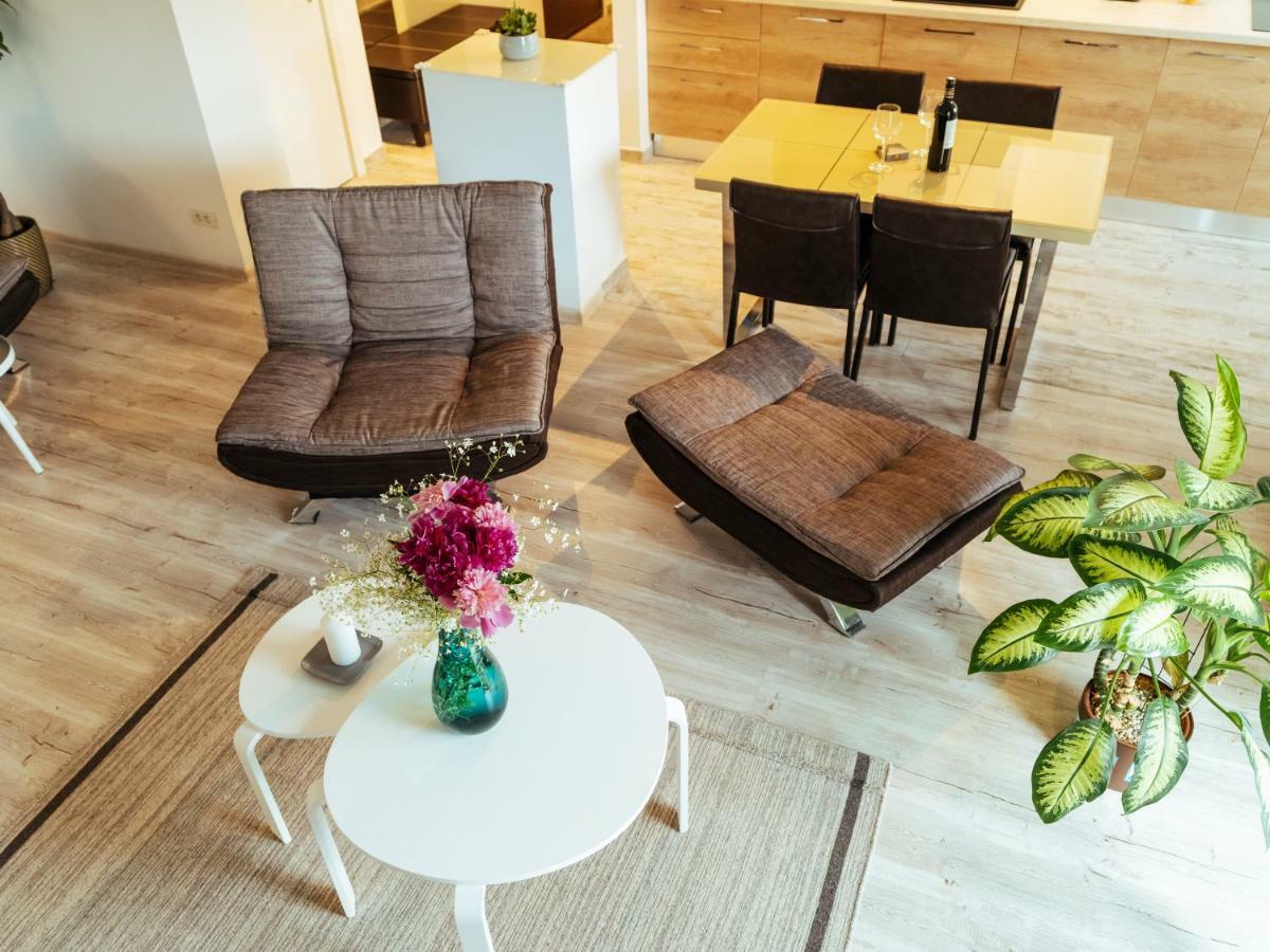 Bright And Spacious Central Apartment- Piata Amzei Bukares Bagian luar foto