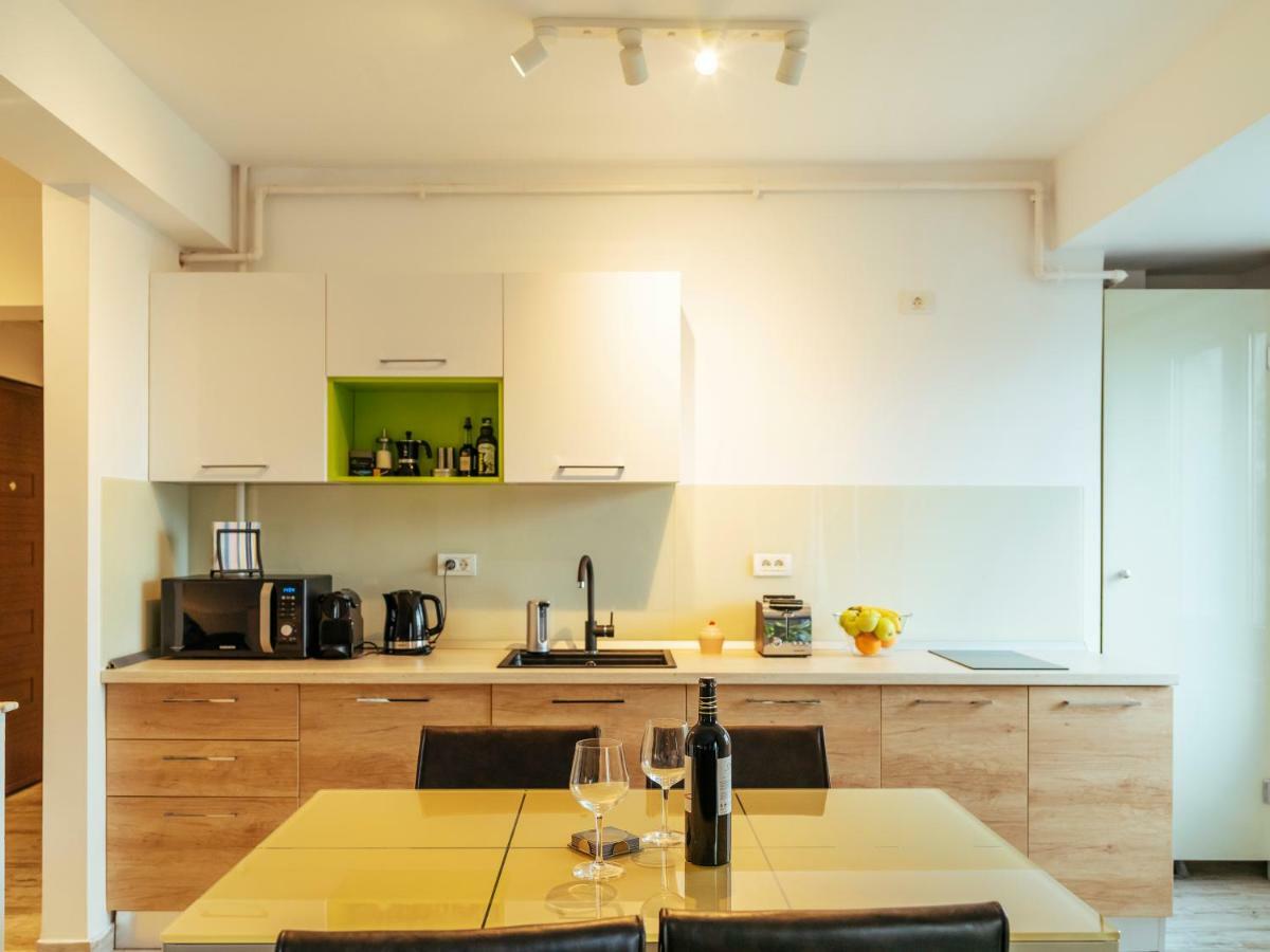 Bright And Spacious Central Apartment- Piata Amzei Bukares Bagian luar foto